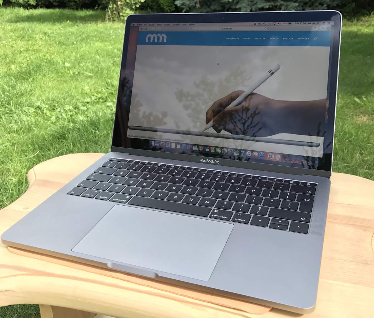 MacBook Pro Escape
