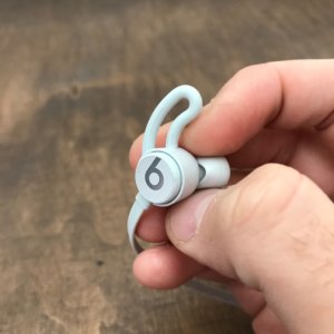 Beats X