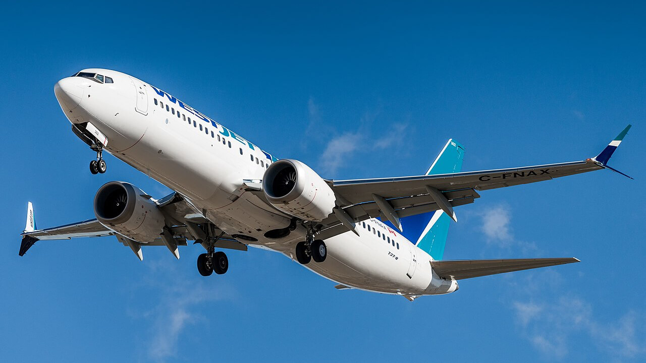WestJet Boeing 737 MAX 8 landing in Calgary, Alberta, Canada Wikipedia