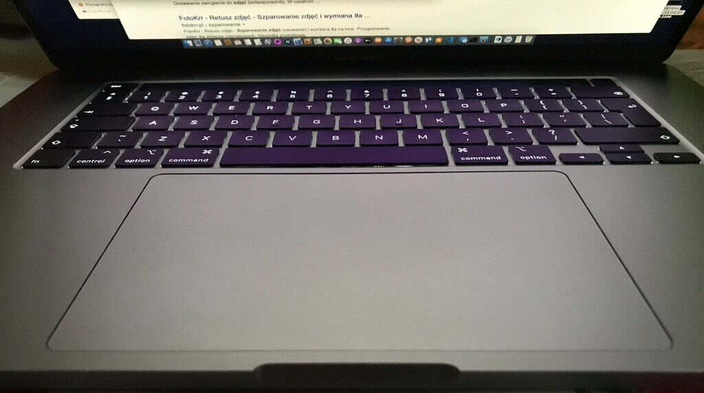 MacBook Pro 16 Touchpad