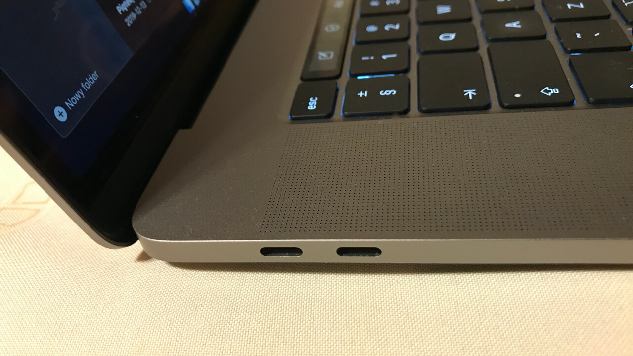 MacBook Pro 16 USB-C Thunderbolt