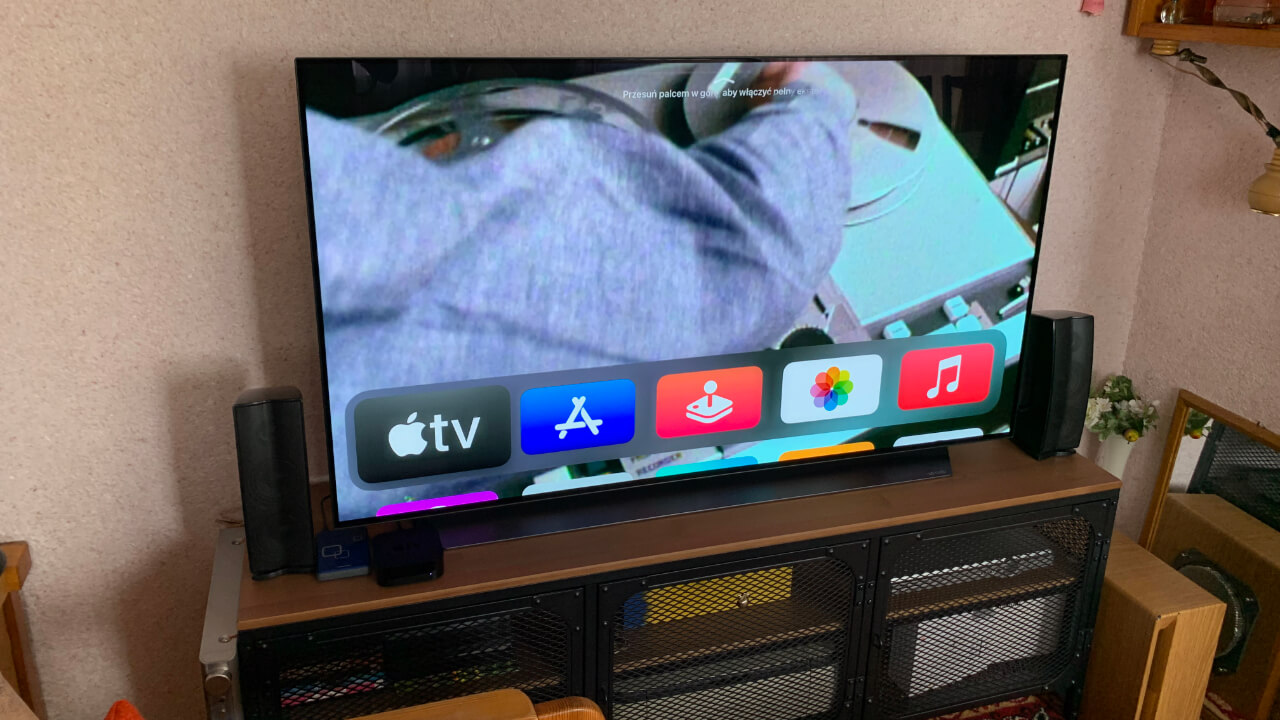 Apple TV 4k2 i TV